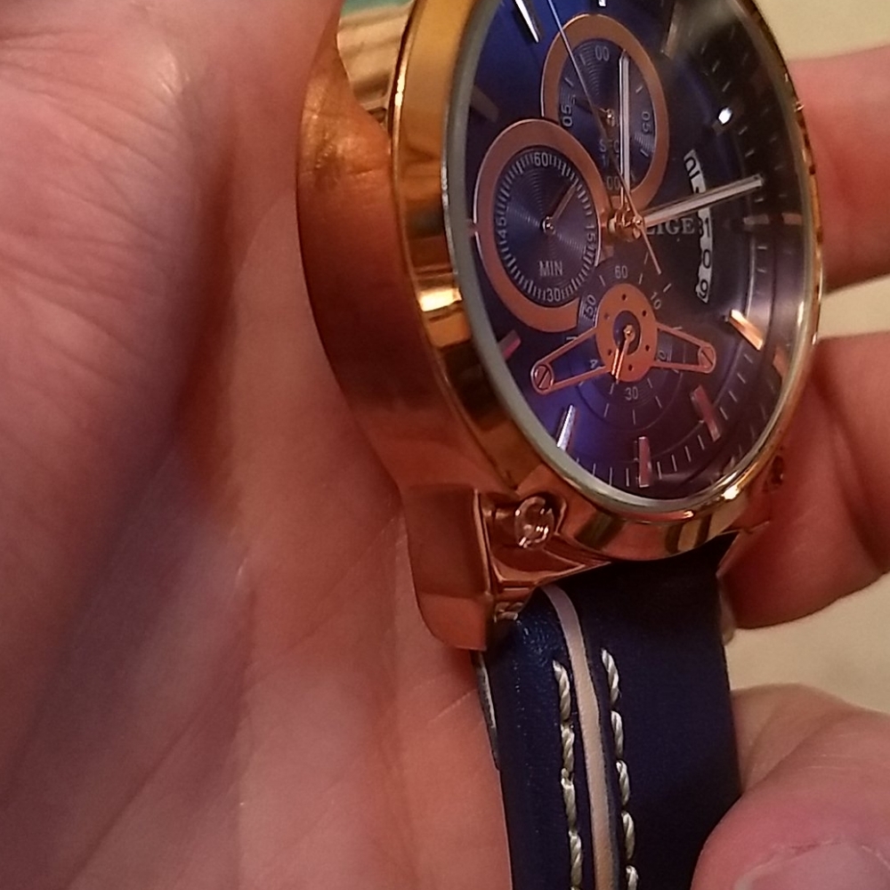 Watch - Picture 5 of 8
